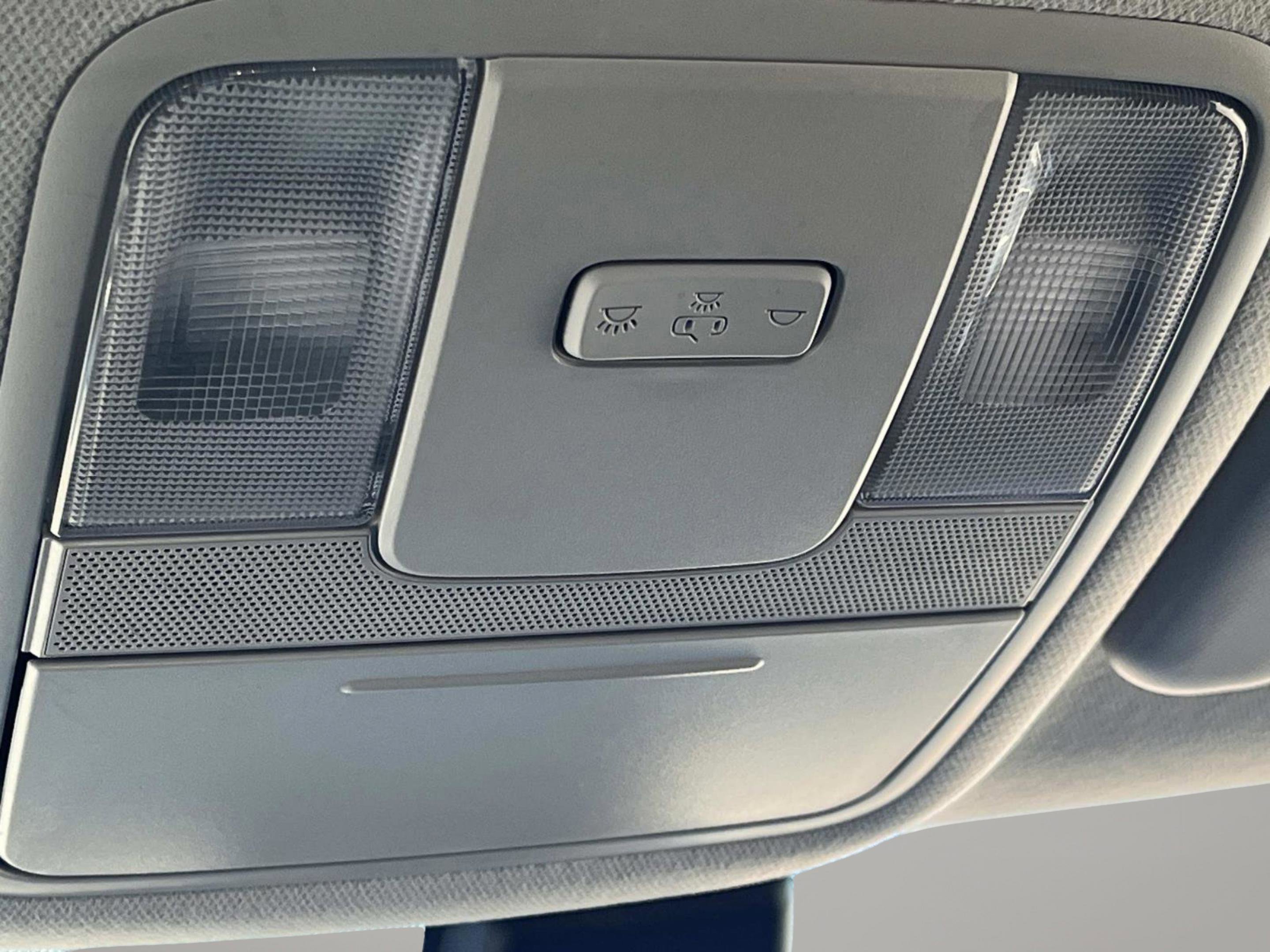 Used 2025 Kia Soul LX w/ LX Technology Package image 34