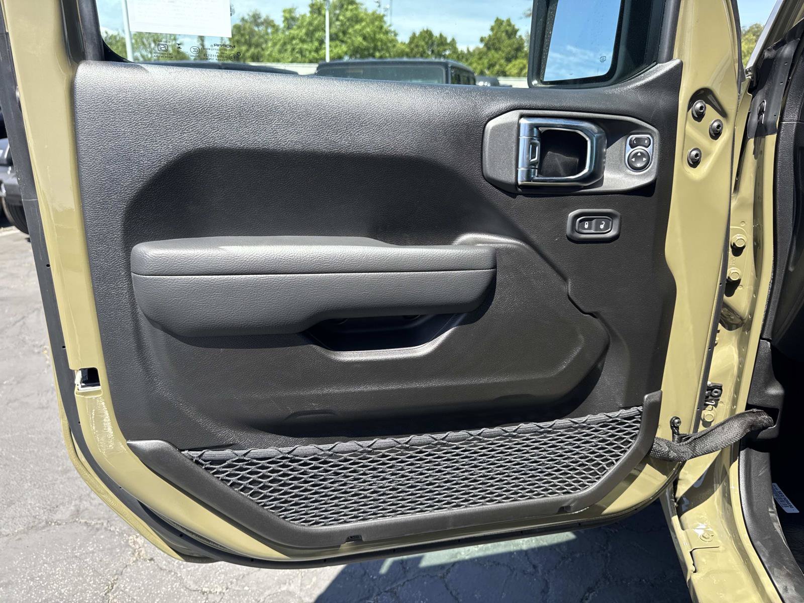 New 2026 Jeep Gladiator Sport AWD/4WD image 21