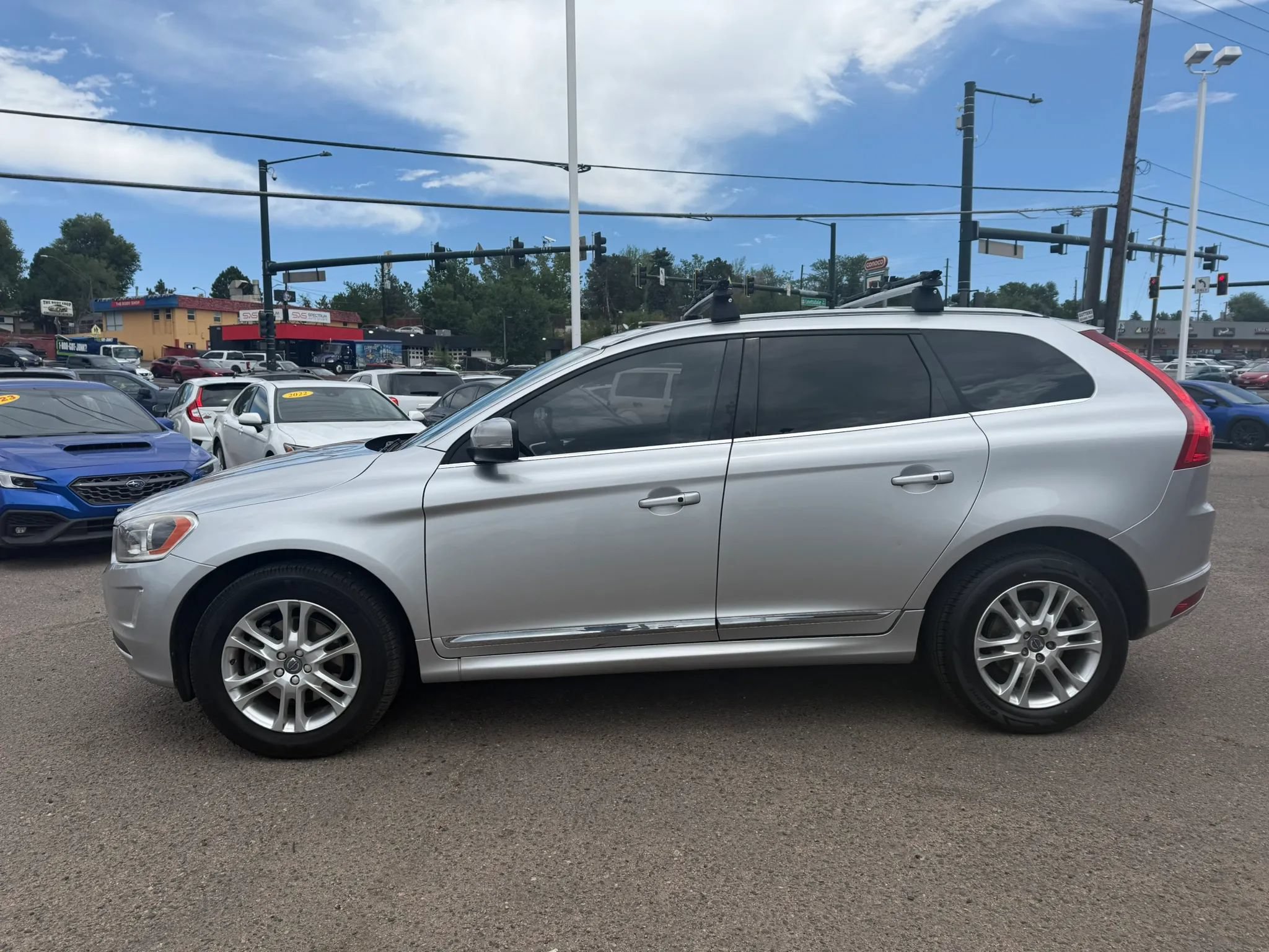 Used 2016 Volvo XC60 T5 Premier w/ Protection Package AWD/4WD image 5