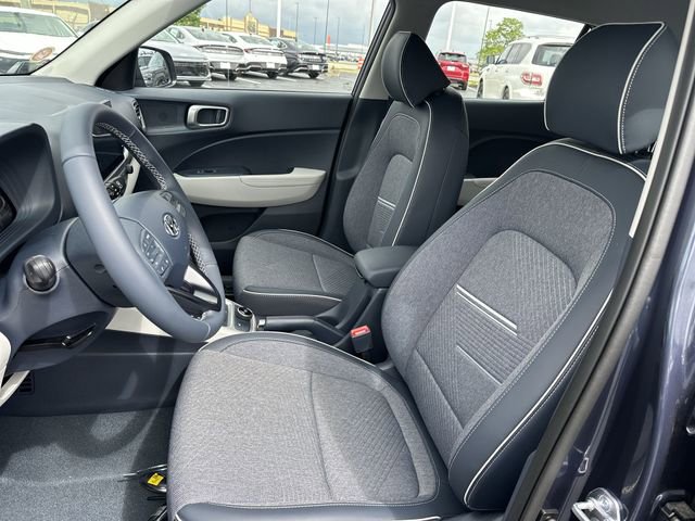 New 2026 Hyundai Venue SEL FWD image 19
