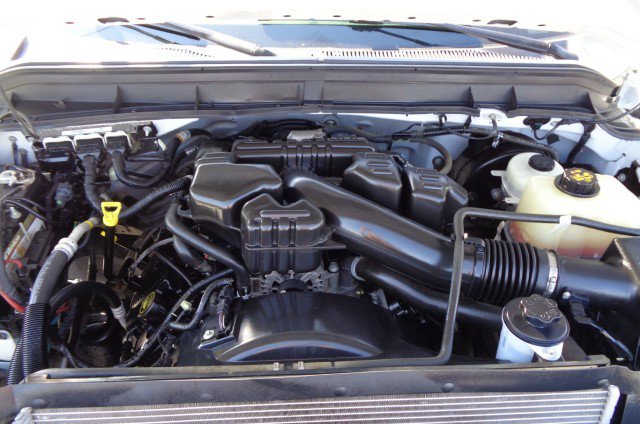 Used 2016 Ford F250 XL w/ Power Equipment Group RWD image 12