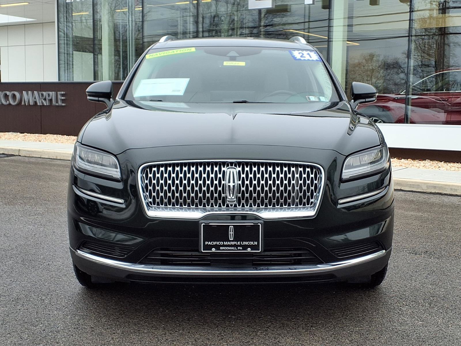 Used 2021 Lincoln Nautilus AWD w/ Equipment Group 101A image 8