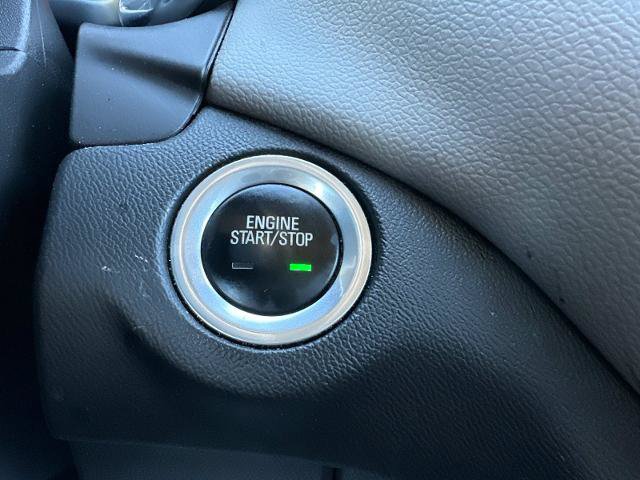 Used 2023 Chevrolet Equinox LS w/ LPO, Floor Liner Package FWD image 4