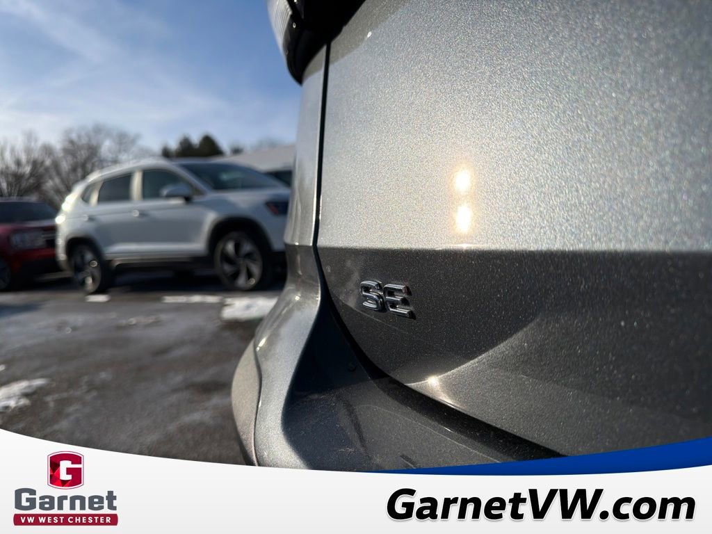 New 2026 Volkswagen Taos SE image 30