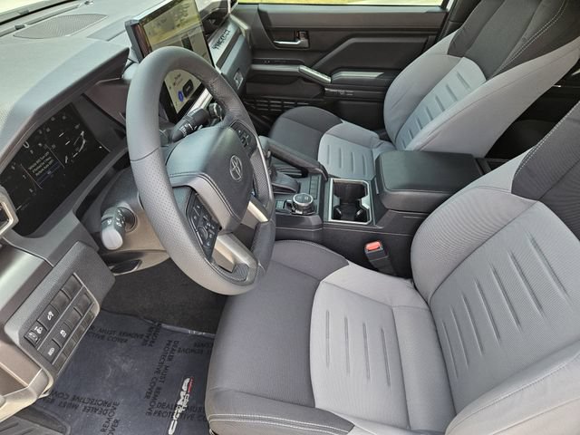 Used 2025 Toyota Tacoma TRD Sport AWD/4WD image 14