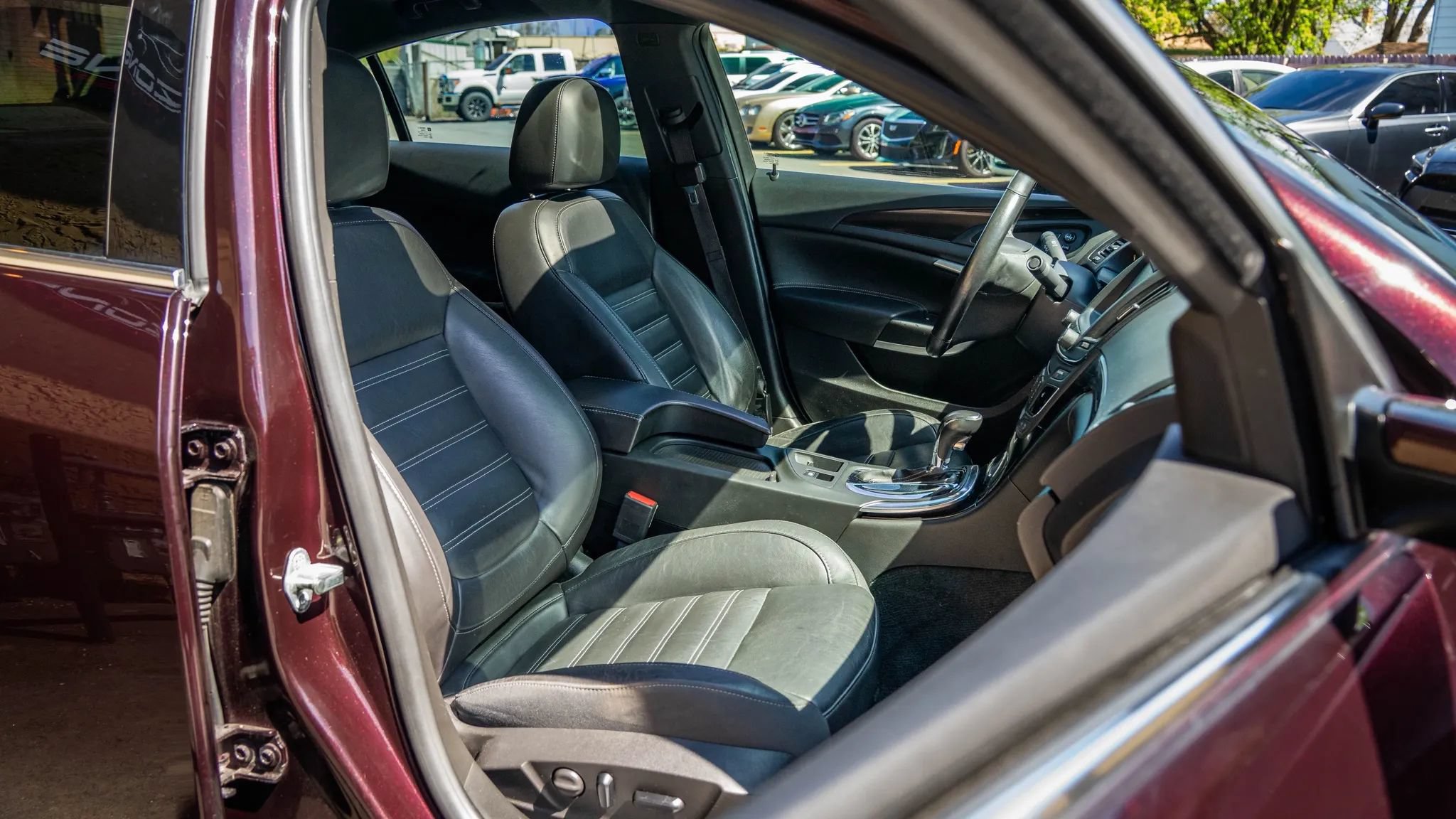 Used 2017 Buick Regal GS w/ Driver Confidence Package #2 AWD/4WD image 9