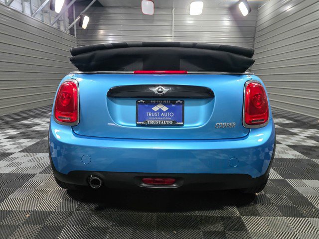 Used 2017 MINI Cooper Convertible image 6