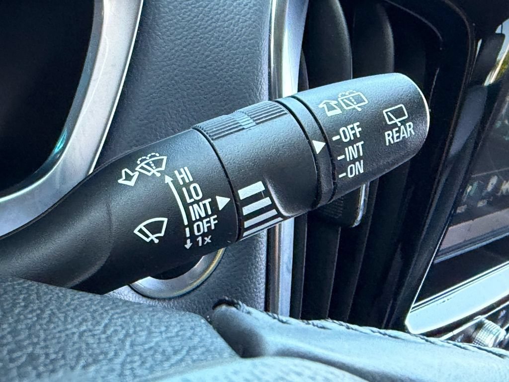 Certified 2019 Chevrolet Traverse LT AWD/4WD image 32
