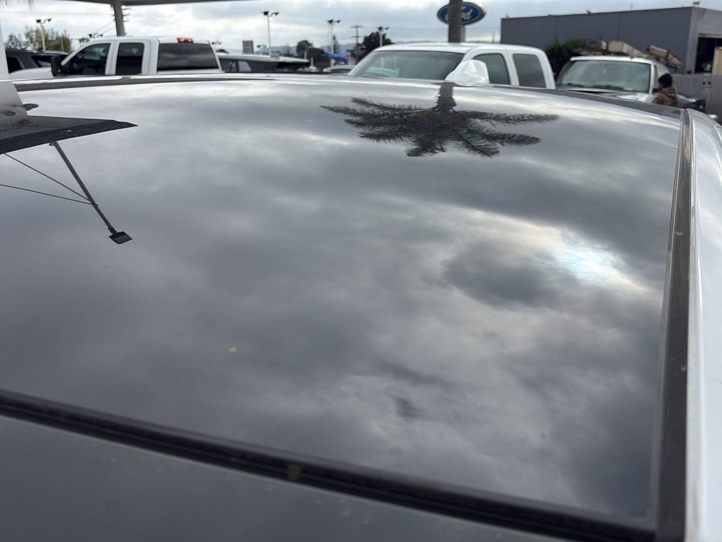 Used 2025 Cadillac Optiq Luxury 1 image 7