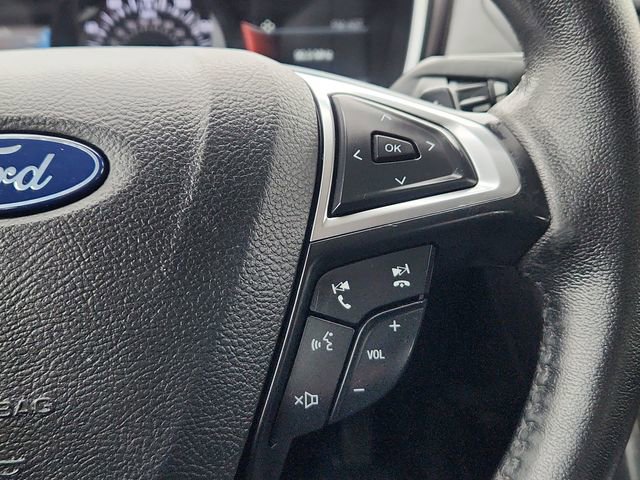 Used 2020 Ford Fusion Titanium image 40