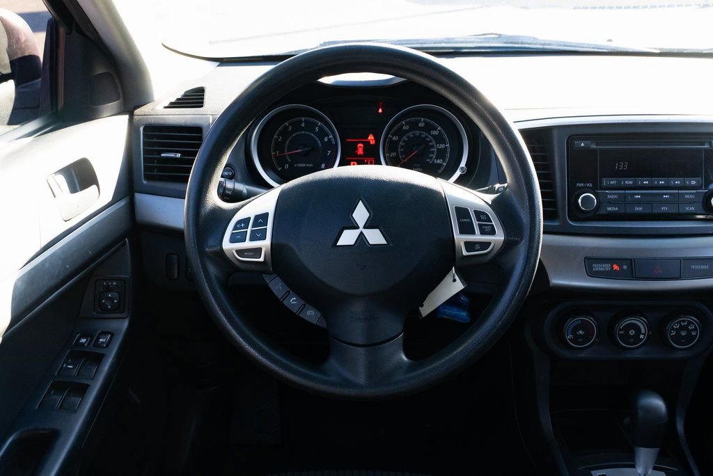 Used 2014 Mitsubishi Lancer ES image 10