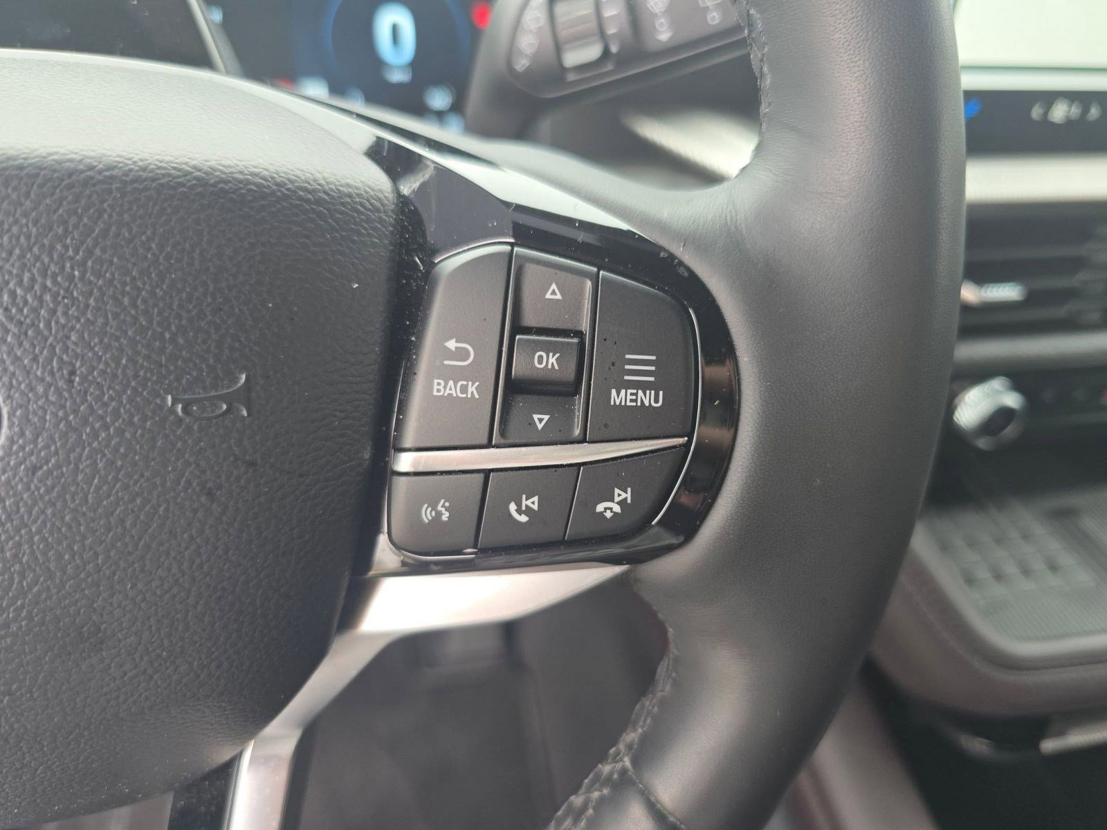 Used 2025 Ford Explorer Platinum image 22