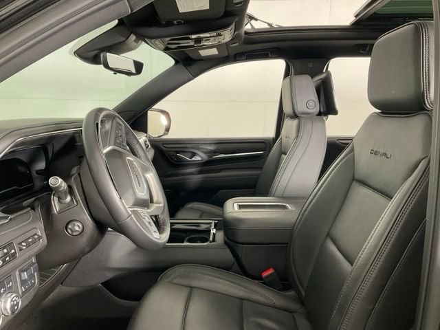 Used 2024 GMC Yukon Denali w/ Denali Reserve Package AWD/4WD image 24