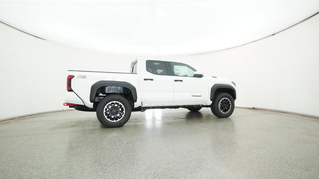 New 2026 Toyota Tacoma TRD Off-Road w/ TRD Off Road Upgrade Package AWD/4WD image 15