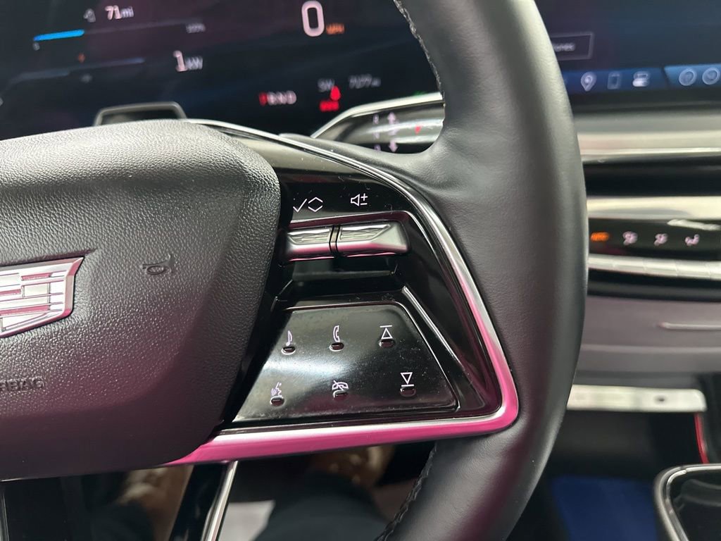 Certified 2025 Cadillac Lyriq Luxury image 34