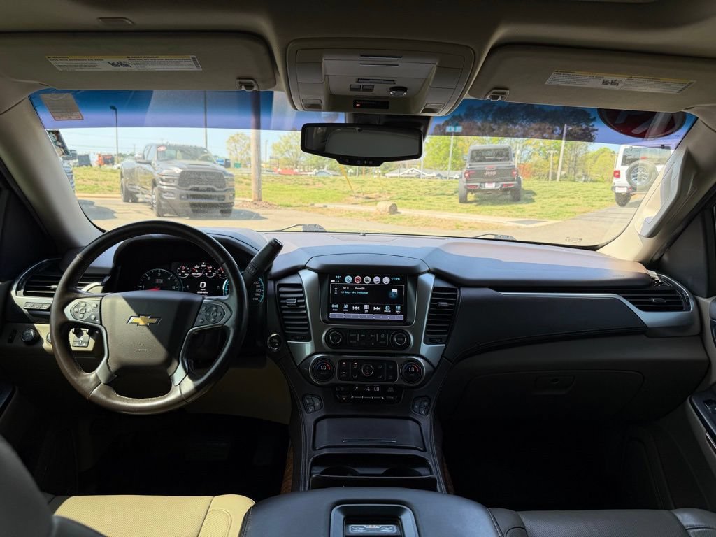 Used 2019 Chevrolet Suburban Premier AWD/4WD image 42
