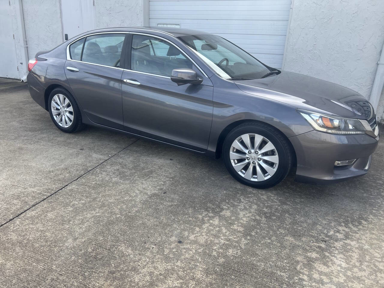 Used 2013 Honda Accord EX-L image 1