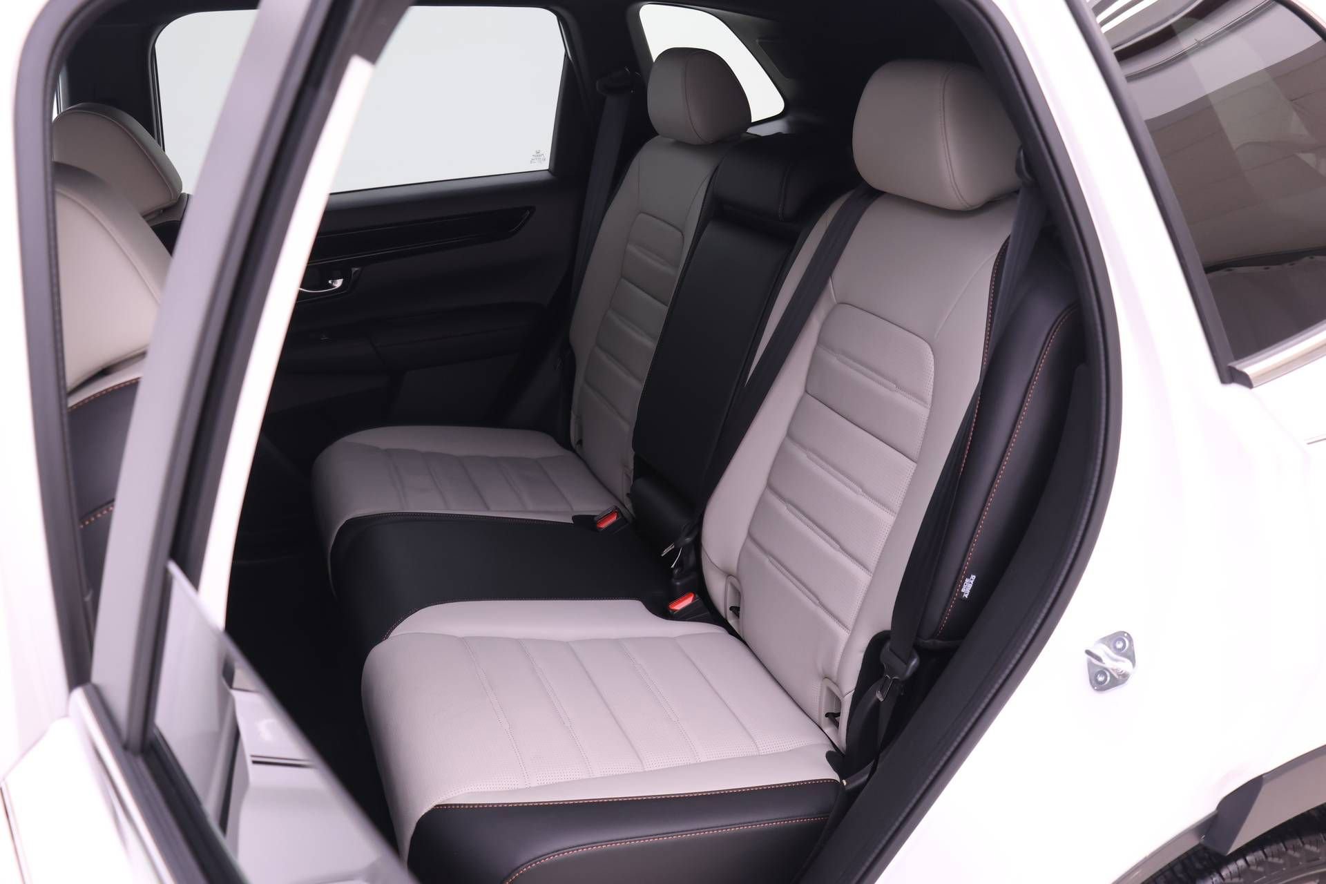 Certified 2025 Honda CR-V Sport Touring image 10