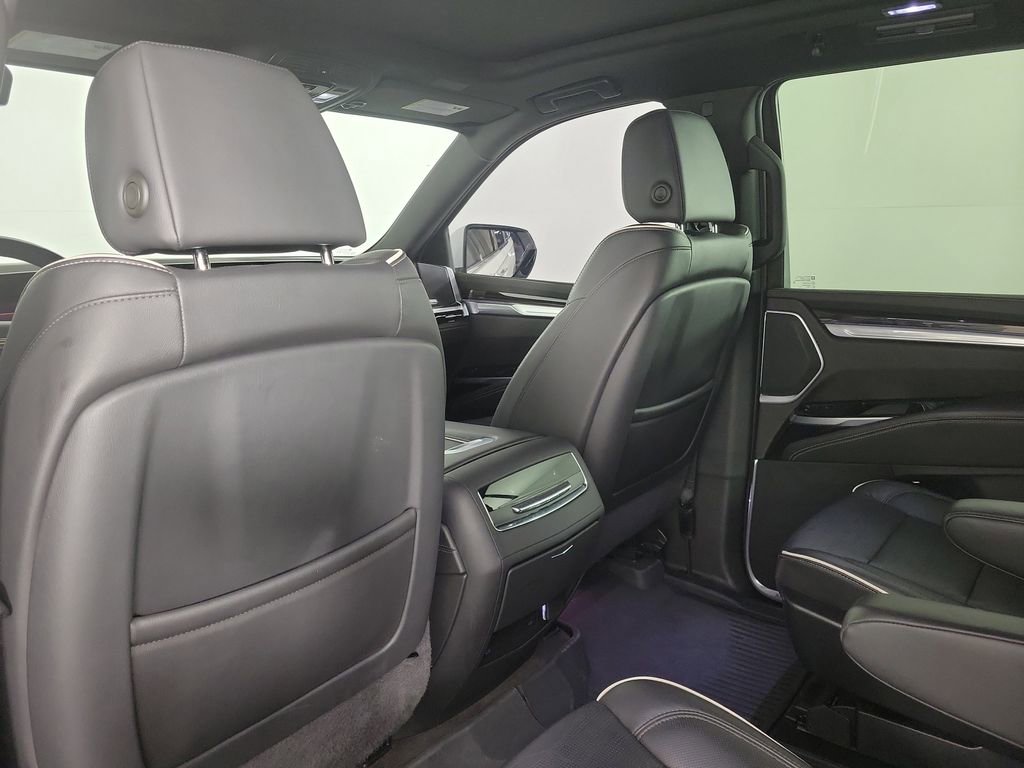 Used 2025 Cadillac Escalade Premium Luxury w/ LPO, Floor Liner Package image 13