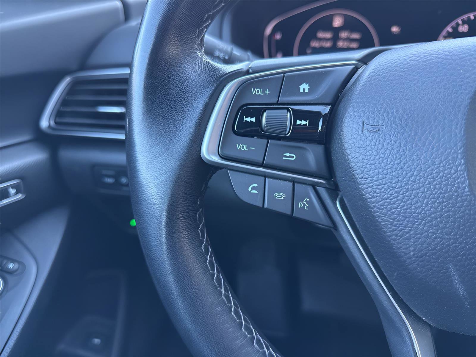 Used 2021 Honda Accord EX-L image 15