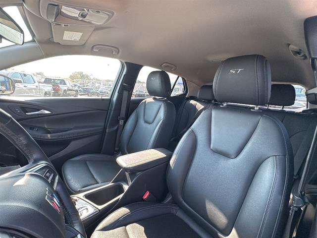Used 2024 Buick Encore GX Sport Touring w/ Comfort Package image 13