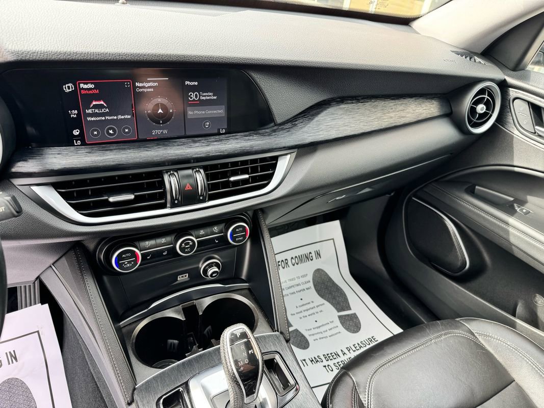 Used 2021 Alfa Romeo Stelvio Sprint w/ Sun & Sound Package AWD/4WD image 23