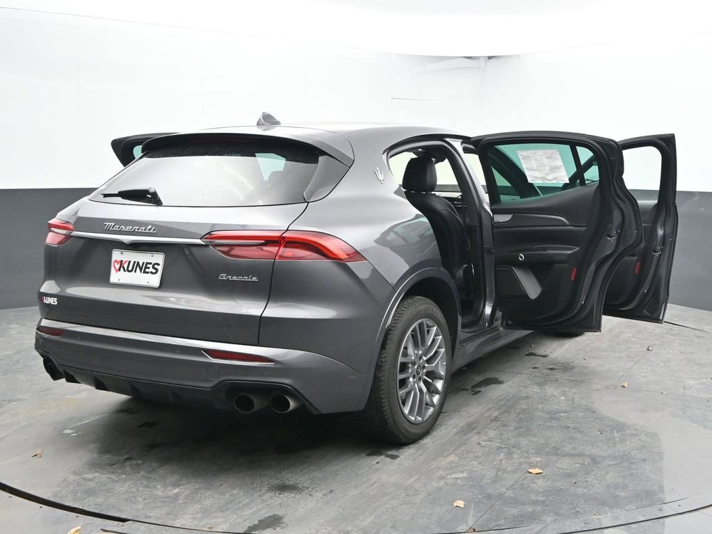 Used 2024 Maserati Grecale GT image 59
