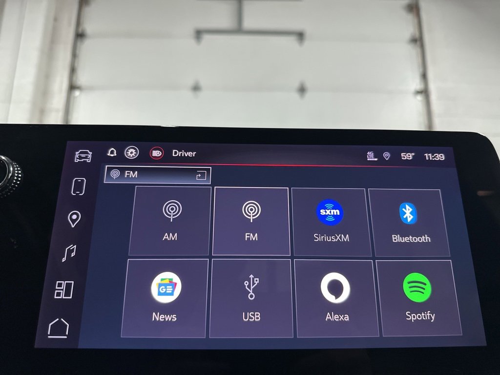 Used 2024 GMC Canyon Denali image 30