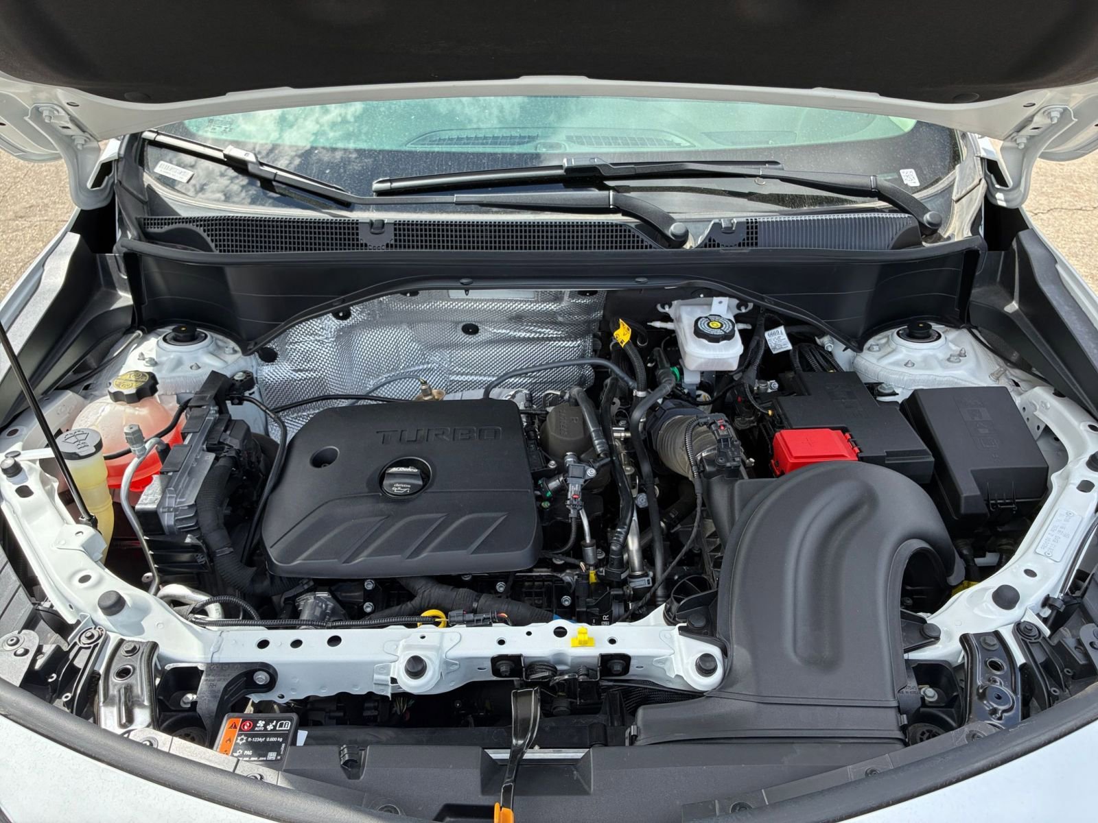 Used 2025 Buick Encore GX Preferred image 25