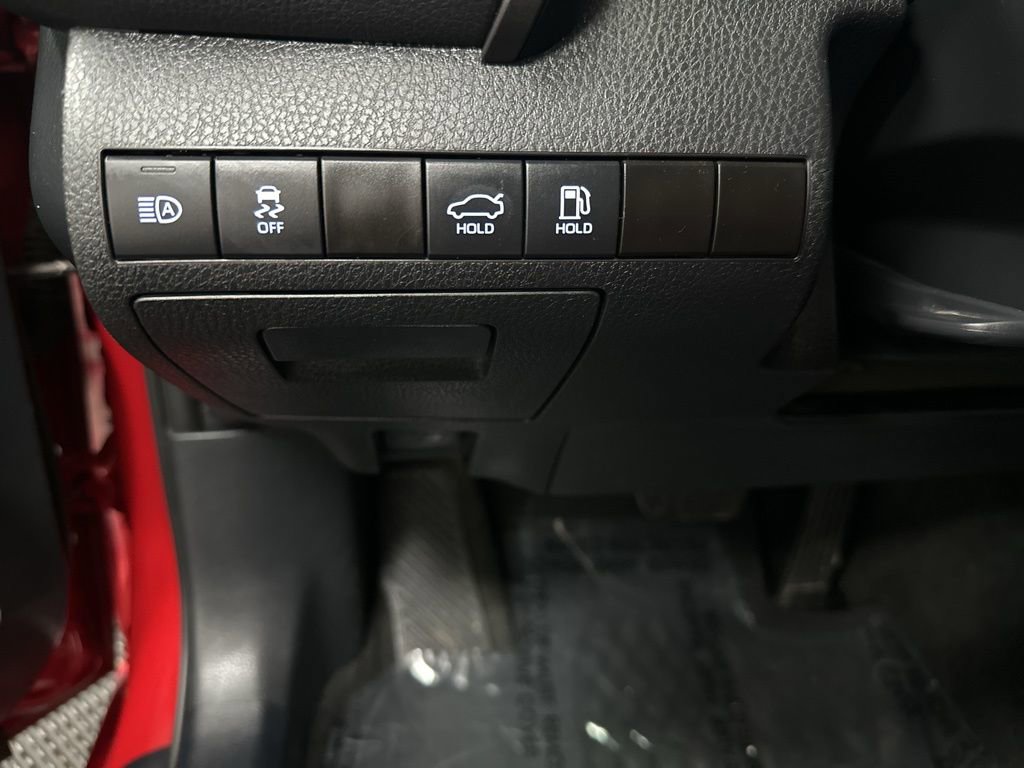 Used 2023 Toyota Camry LE image 33