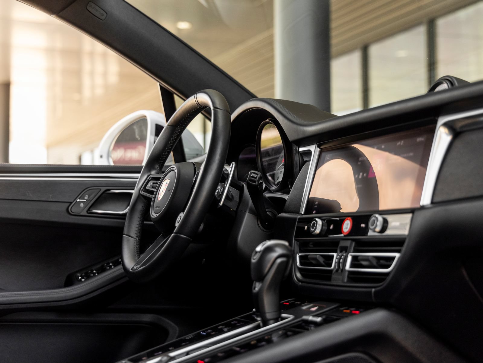 Certified 2024 Porsche Macan GTS AWD/4WD image 47