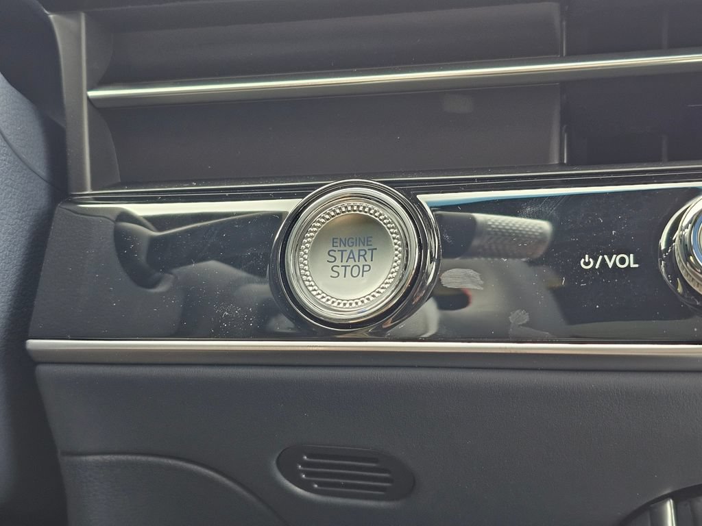 New 2027 Genesis GV70 3.5T Prestige AWD/4WD image 17