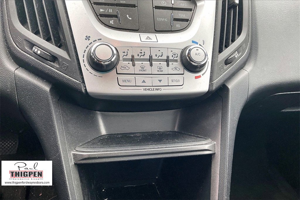 Used 2017 Chevrolet Equinox LT image 29