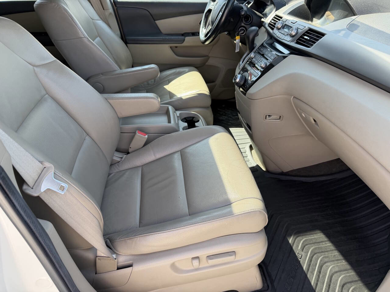 Used 2013 Honda Odyssey Touring image 21