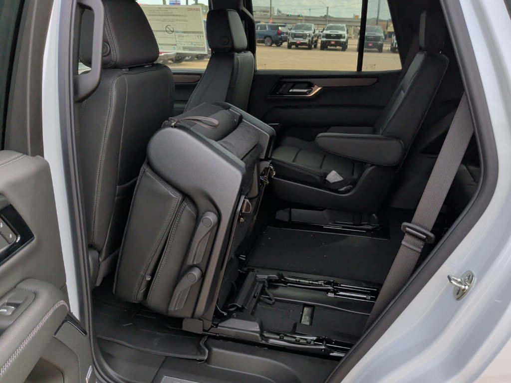New 2027 GMC Yukon Denali RWD image 34
