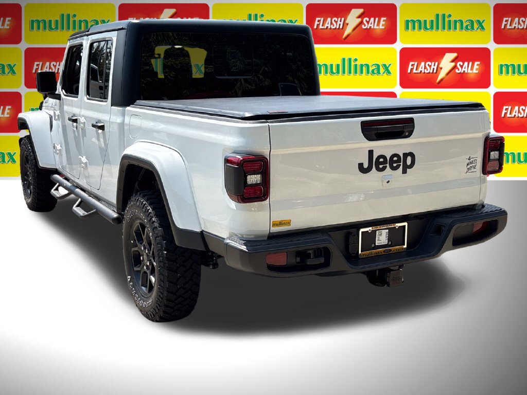Used 2026 Jeep Gladiator Sport AWD/4WD image 21