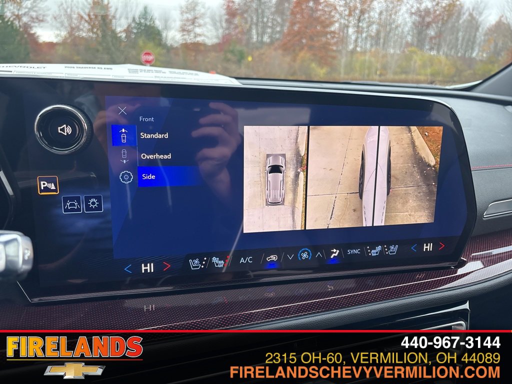 New 2026 Chevrolet Traverse RS image 35