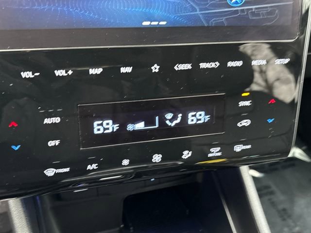 Used 2024 Hyundai Tucson SEL w/ Convenience Package image 17