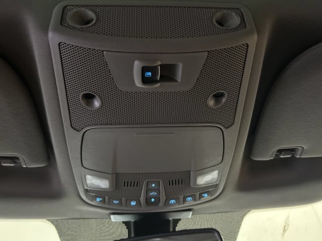 Used 2016 Ford F150 Lariat w/ Equipment Group 502A Luxury AWD/4WD image 19