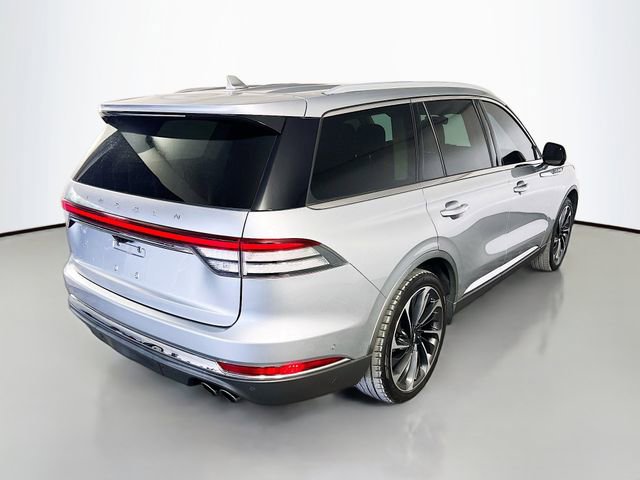 Used 2020 Lincoln Aviator Reserve w/ Equipment Group 202A AWD/4WD image 8