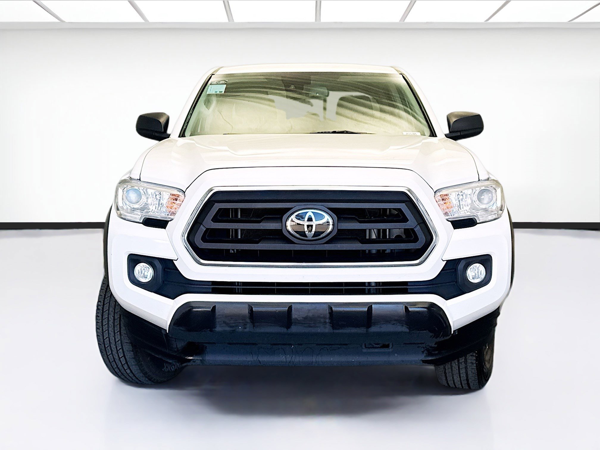 Used 2023 Toyota Tacoma SR5 w/ SX Package image 2