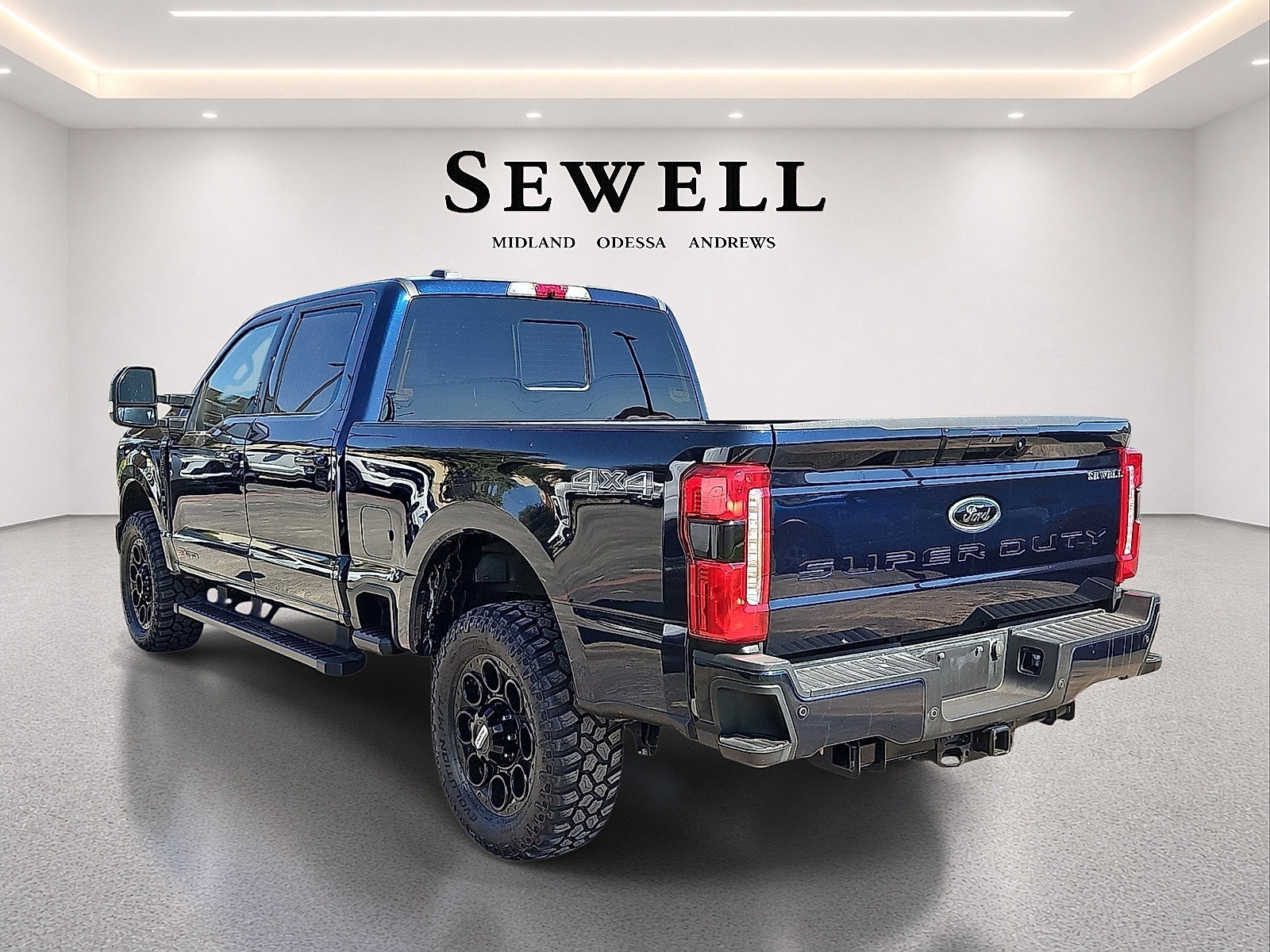 Used 2024 Ford F250 Lariat w/ Lariat Ultimate Package AWD/4WD image 3