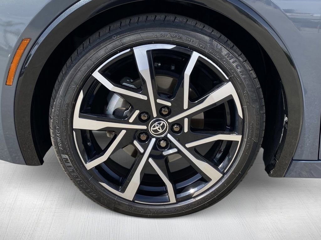 Used 2023 Toyota Prius Prime FWD image 14