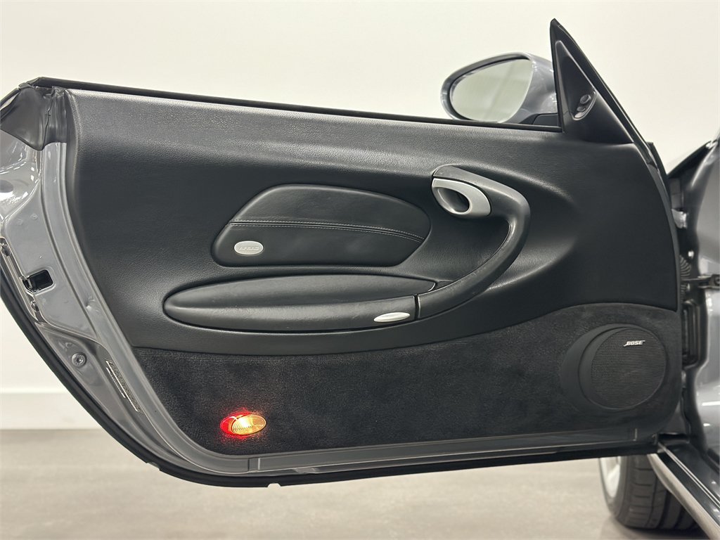 Used 2004 Porsche 911 GT3 RS image 21