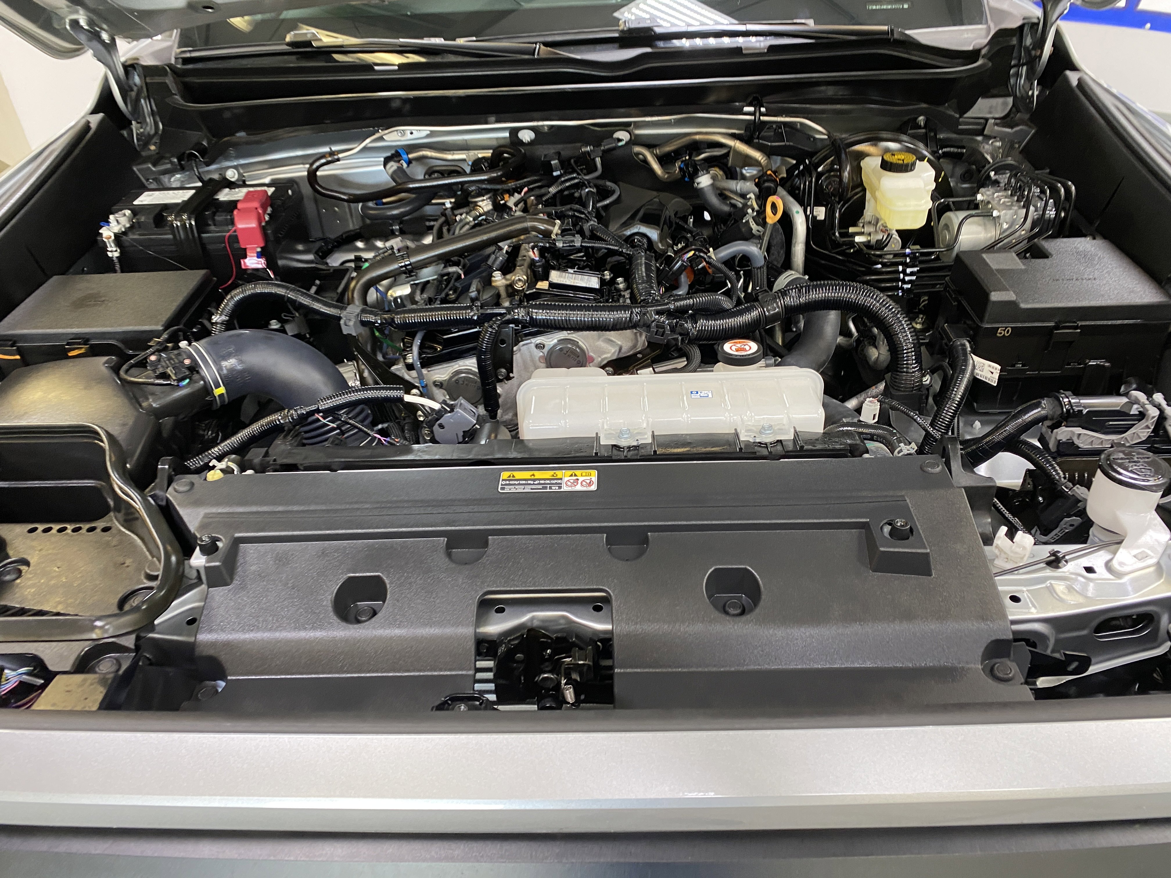 Used 2025 Toyota Tacoma SR5 image 10