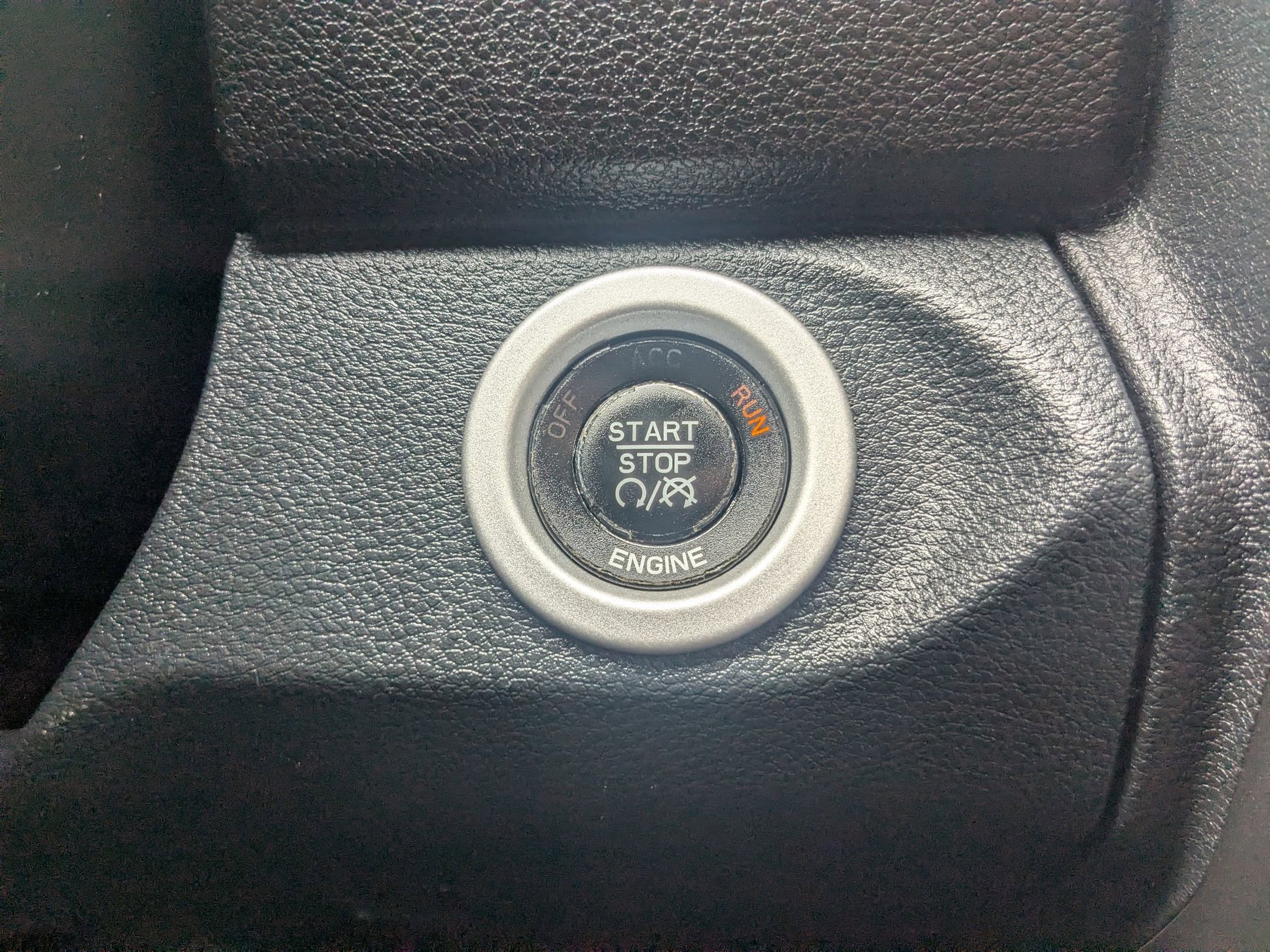 Used 2016 RAM 1500 Limited AWD/4WD image 20