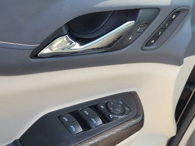Used 2021 GMC Acadia Denali w/ Denali Technology Package image 26