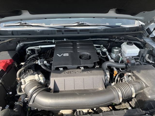 Used 2023 Nissan Frontier PRO-4X w/ Pro Convenience Package AWD/4WD image 39