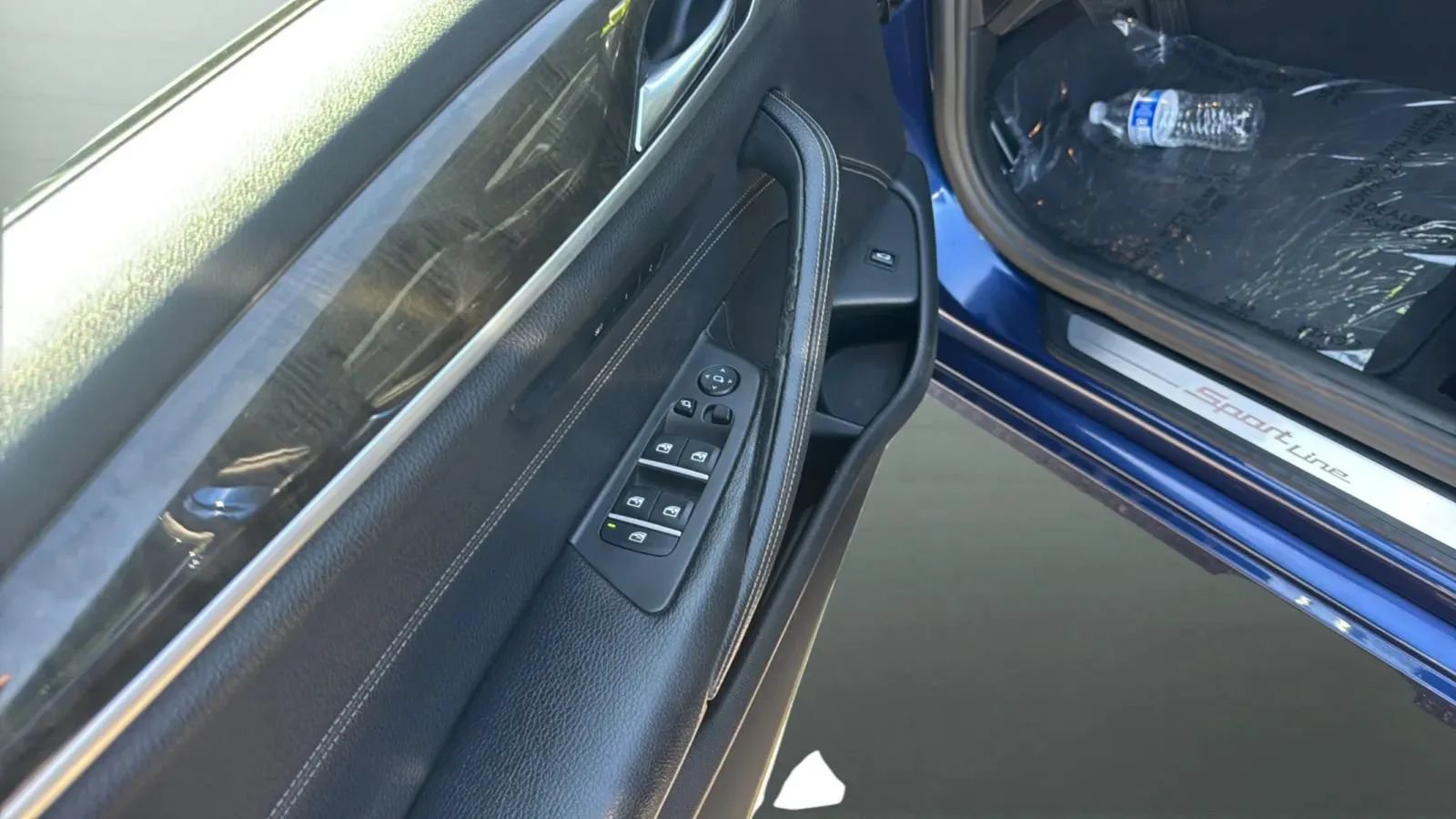 Used 2017 BMW 530i RWD image 12