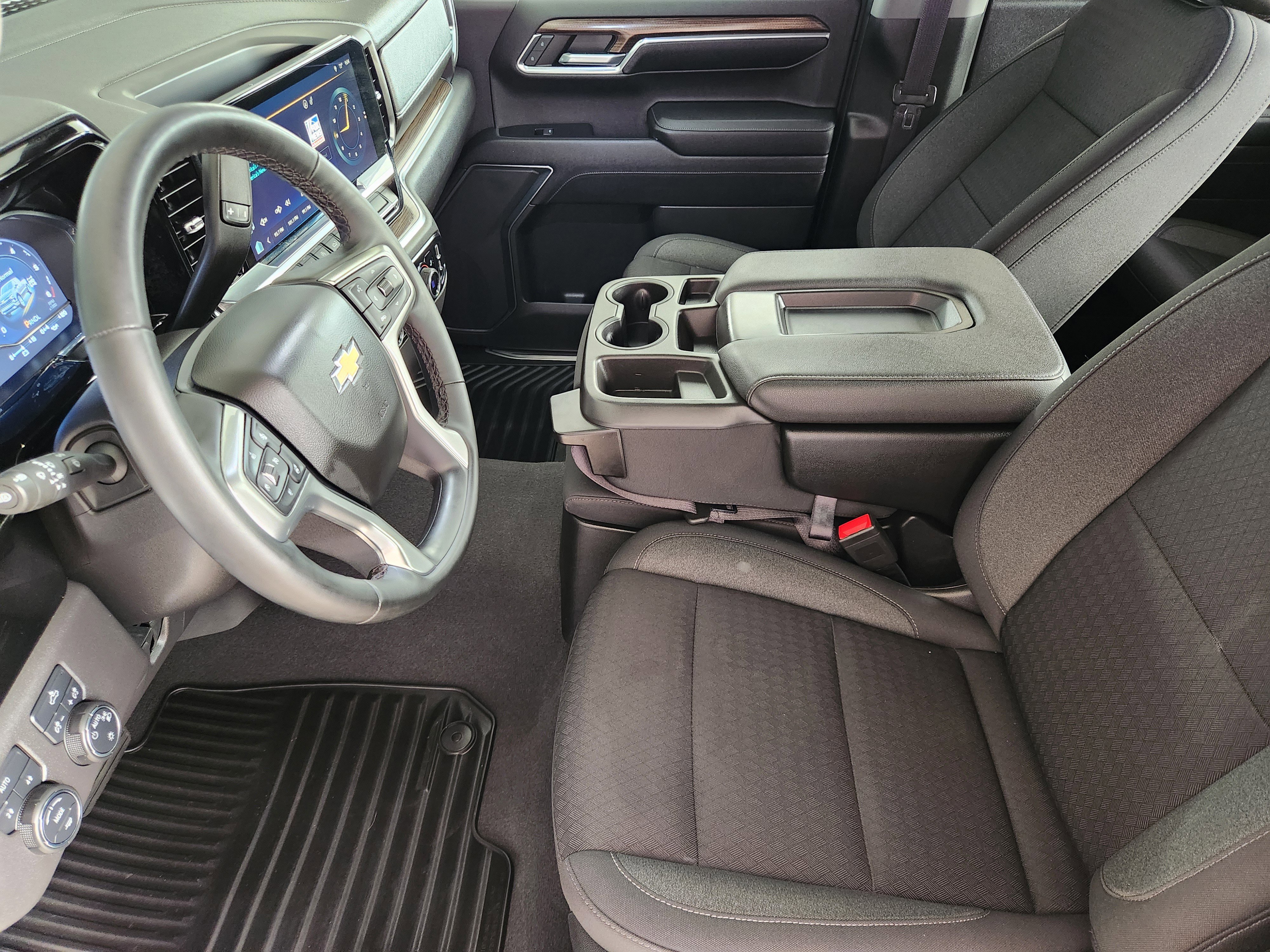 Used 2023 Chevrolet Silverado 1500 LT image 14